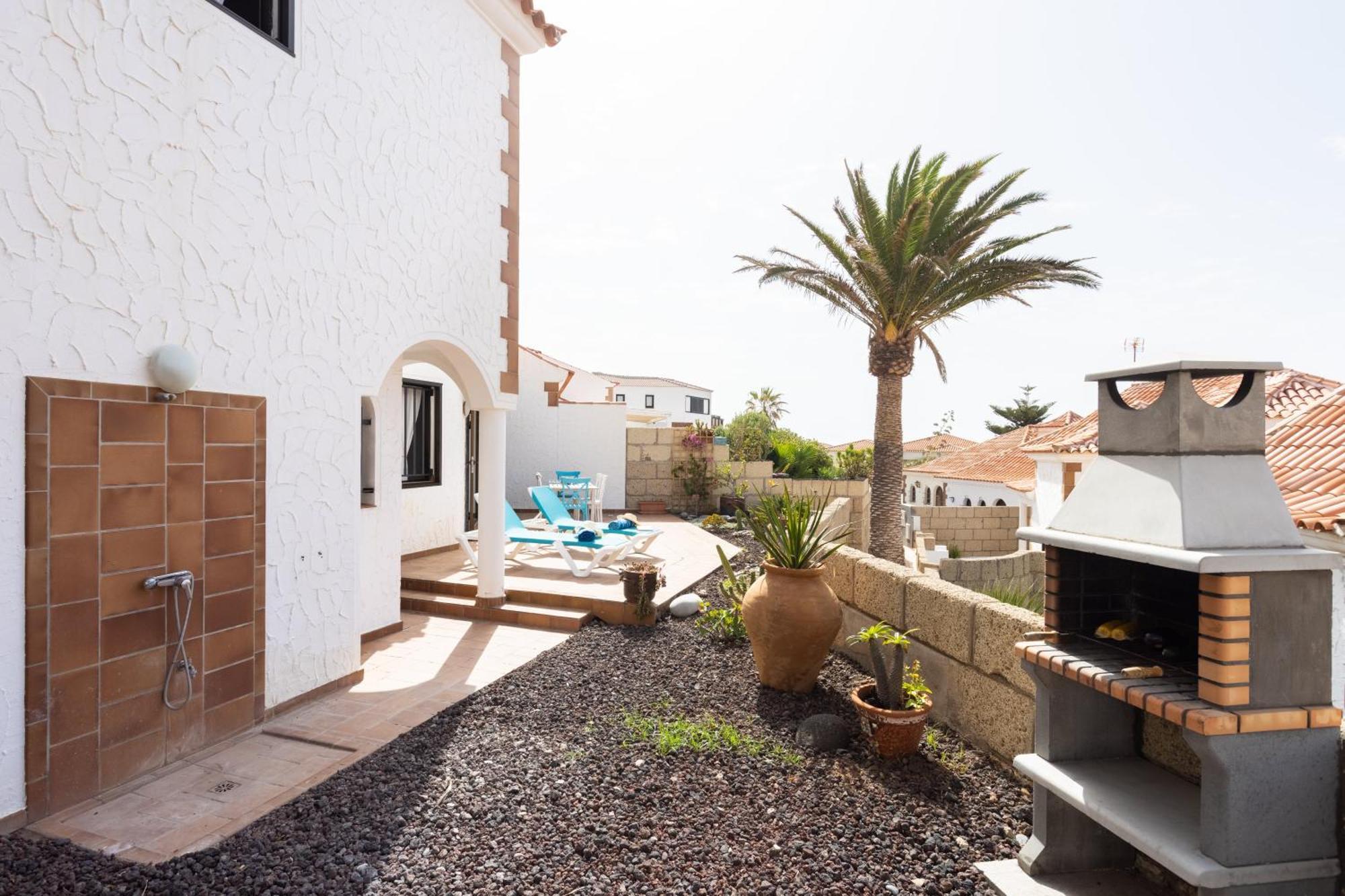 Casa Limon: Oceanfront Oasis with Garden Retreat Villa Poris de Abona Exterior photo